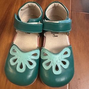Livie and Luca girls size 12 Mary janes